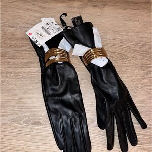 Zara Black and Gold Leather Gloves